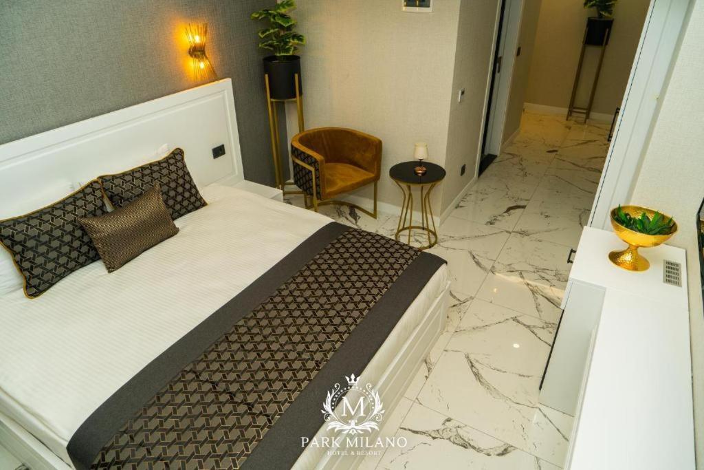 Park Milano Hotel 伊兹密尔 外观 照片